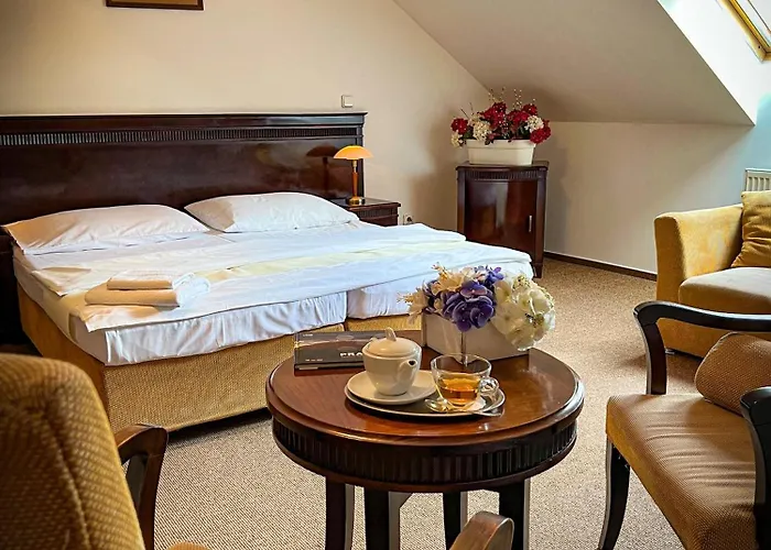 Hotel U Zeleneho Stromu
