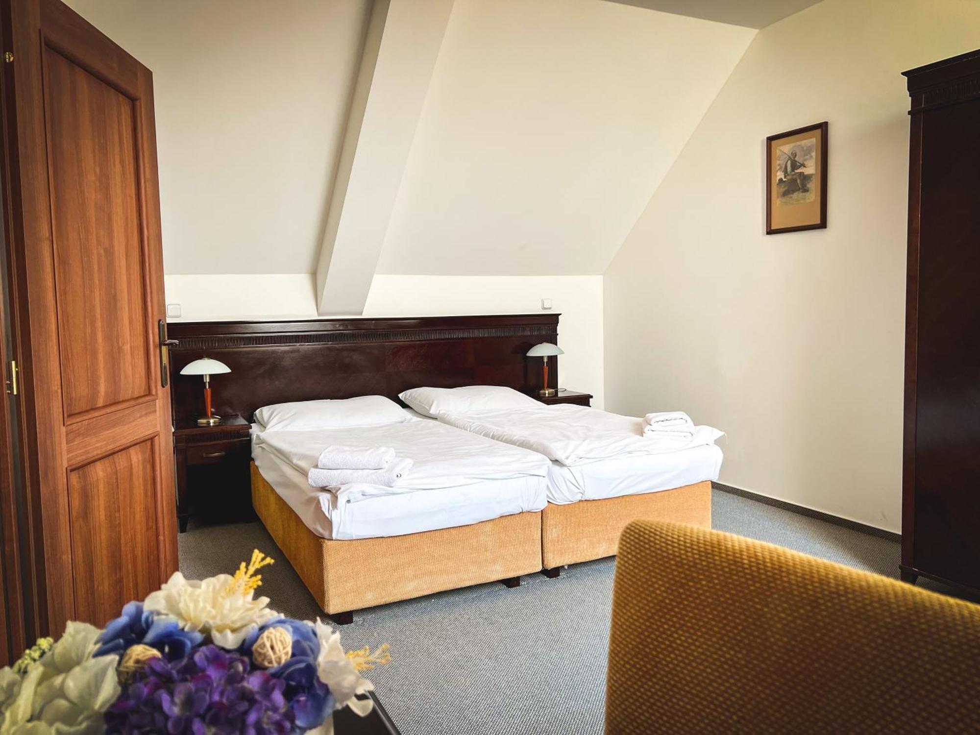 U Zeleneho Stromu Hotel 3*