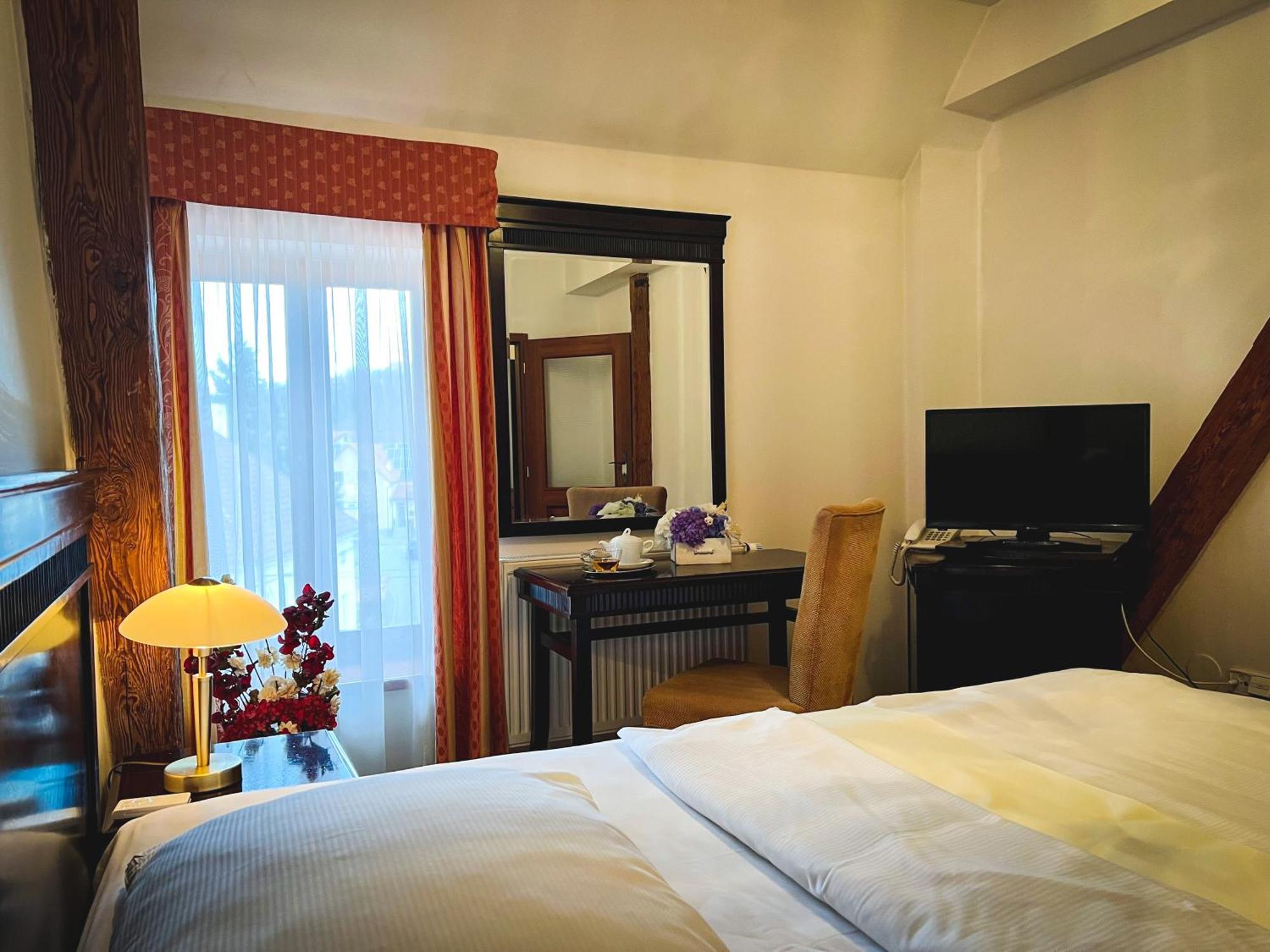 U Zeleneho Stromu Hotel Nepomuk (Plzen-South)